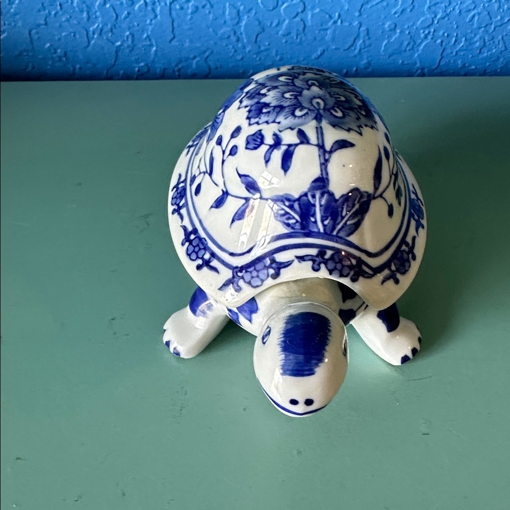 Vintage Baum Bros Blue and White Ceramic Turtle